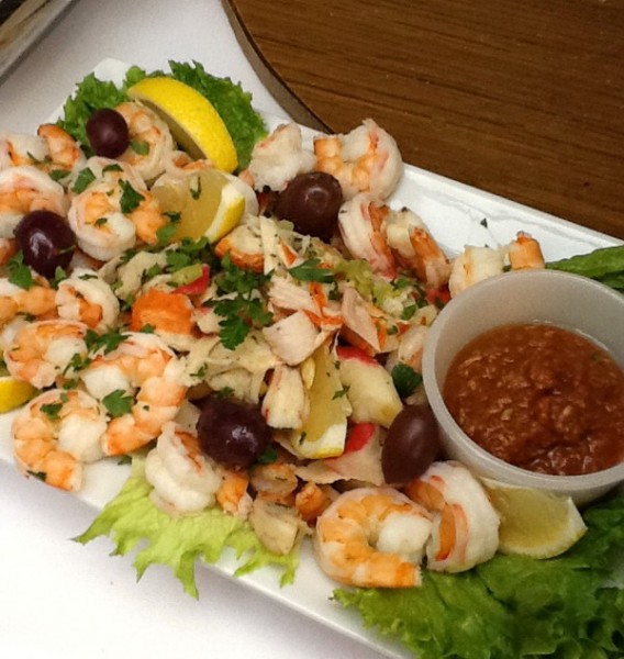 SEAFOOD SALAD PLATTER